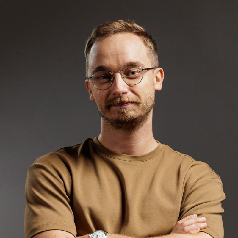 Person Paweł Leszkowicz